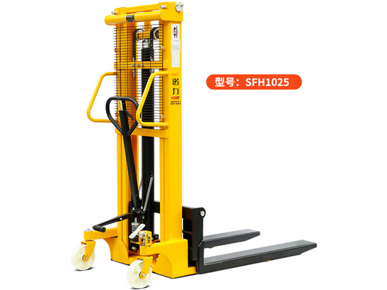 诺力手动堆高车