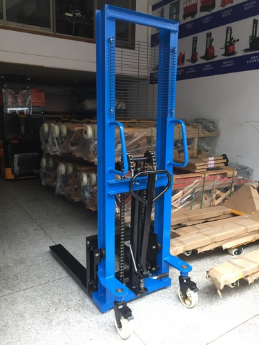 2吨工字钢手动堆高车